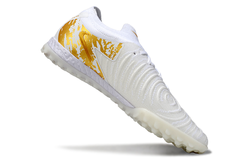 Chuteira Society Nike Phantom GX II TF - Branca e Dourada