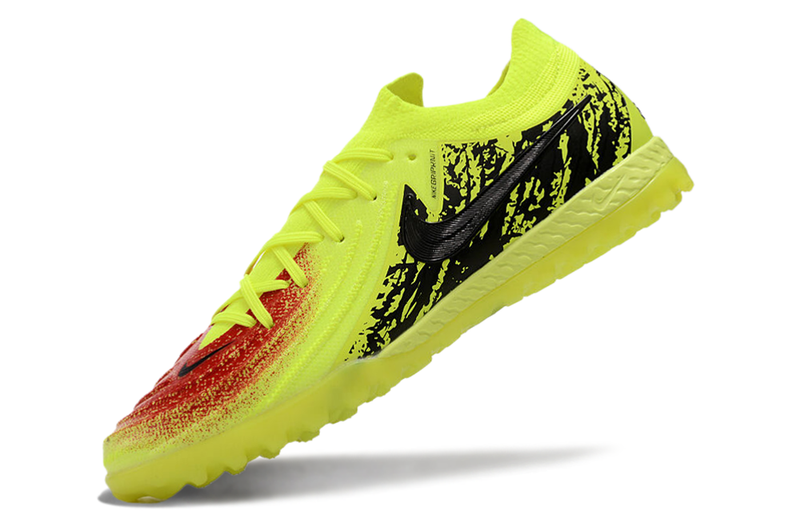Chuteira Society Nike Phantom GX II TF - Amarela e Preta