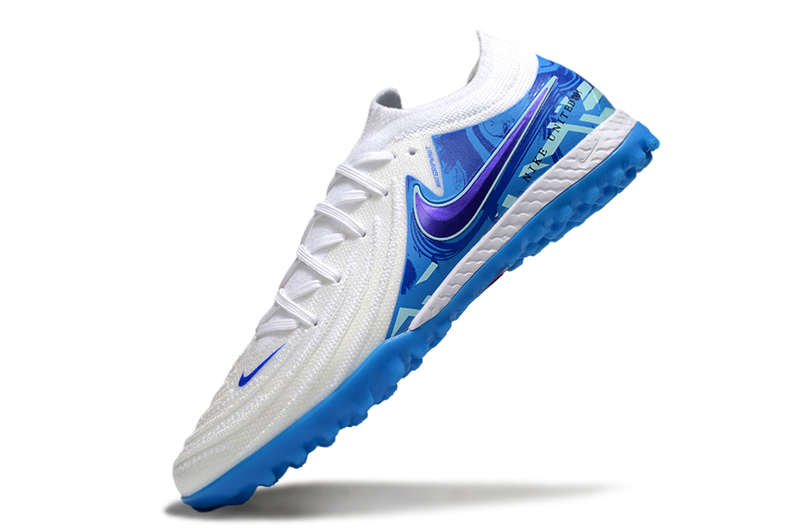 Chuteira Society Nike Phantom GX II TF - Branca e Azul
