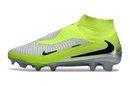 Chuteira Nike Phantom GX 6 Elite FG - Verde e  Branca