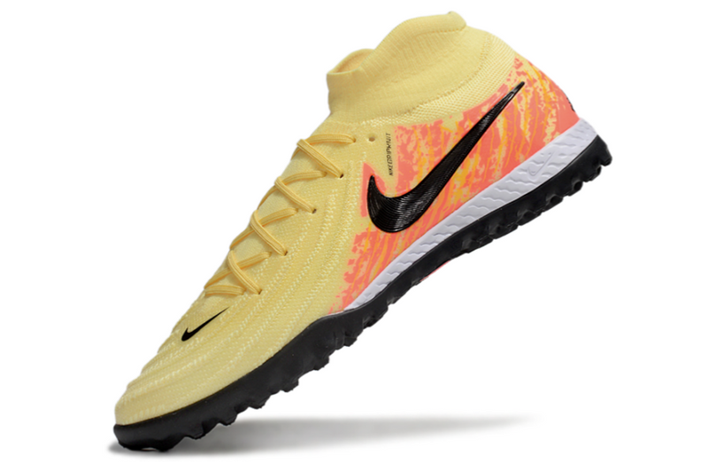 Chuteira Nike Phantom Luna Elite NU TF