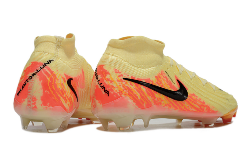 Chuteira Nike Phantom Luna Elite NU FG