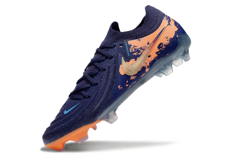 Chuteira Nike Phantom Luna Elite NU FG